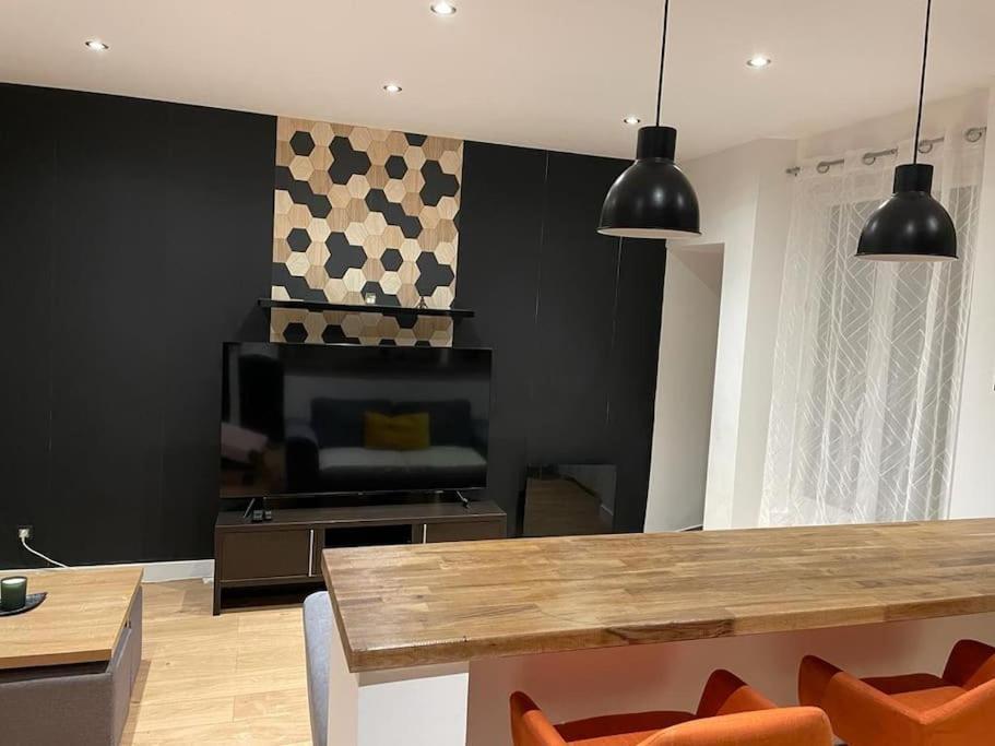 Appartement Chez Tricia Thorigny-sur-Marne Bagian luar foto